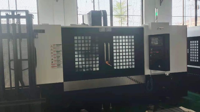 數(shù)控加工中心怎么換刀？
