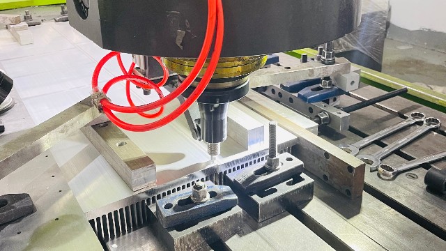 攪拌摩擦焊過程，是這么操作的嗎？-科鼎鑫數(shù)控